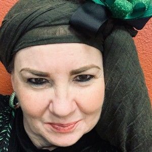 Meet your Posher, Joy